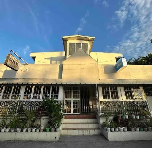 Lawton Residences 3c - 4 Pax Apartment