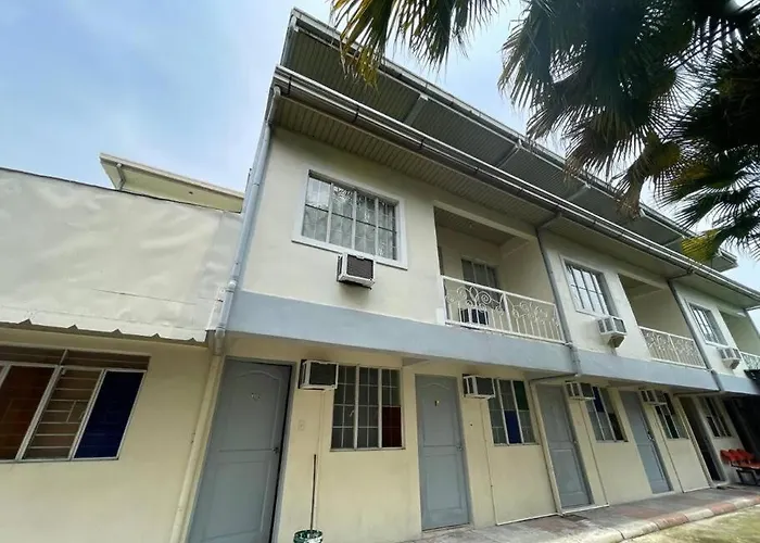 Lawton Residences 3c - 4 Pax *